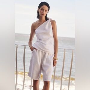 DISSH FINNY WHITE SLEEVELESS LINEN TOP